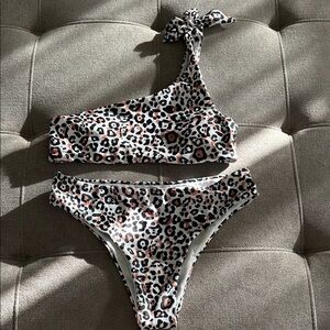 SHEIN Leopard Print Bikini - Black and Pink